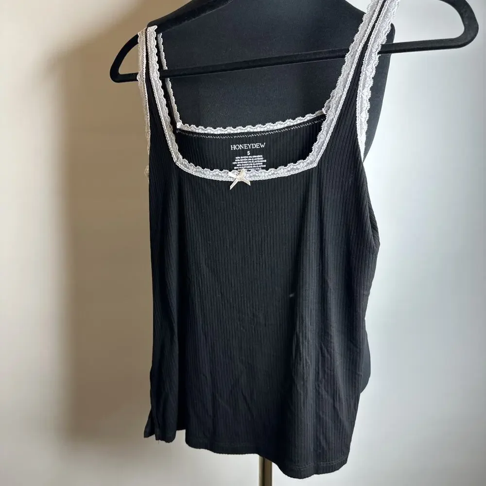 Honeydew Intimates excellent pre